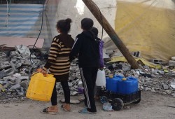 أطباء بلا حدود توثق حرمانًا منظمًا لأهالي غزة من الحصول على المياه وتتهم الحكومة الإسرائيلية بتدمير شروط الحياة