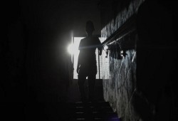 ميدل إيست آي || في غزة.. انقطاع الكهرباء يدمّر سبل العيش ويشلّ الرعاية الصحية