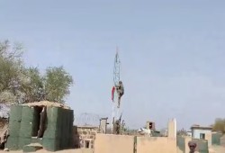 مالي على حافة حصار باماكو.. تحالف المتمردين والقاعدة يضرب سلطة العسكر