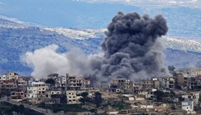 قصف وتهجير وقتلى في جنوب لبنان.. وإسرائيل تصعّد وحزب الله يفتح جبهة الرد