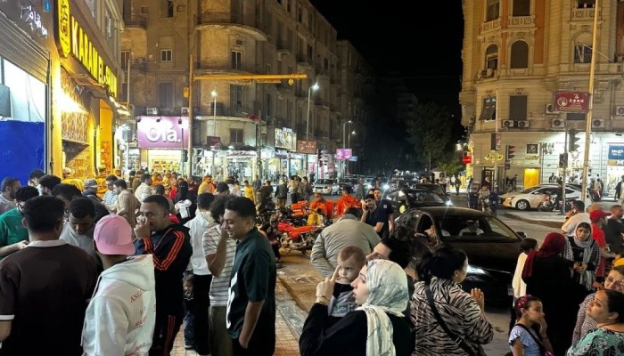 ليفانت إنتل || استعادة القاهرة حيويتها الليلية مع تخفيف قيود الطاقة المرتبطة بالحرب