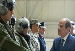 خبراء يفجرون غضبًا دستوريًا .. هذه إهانه للشعب وبرلمانه.. ماذا تفعل قوات السيسي في الإمارات؟