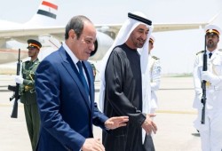 مصدر مطلع يكشف انتشار قوات مصرية في 4 دول خليجية.. وخبراء يثيرون قضية فصل السلطات