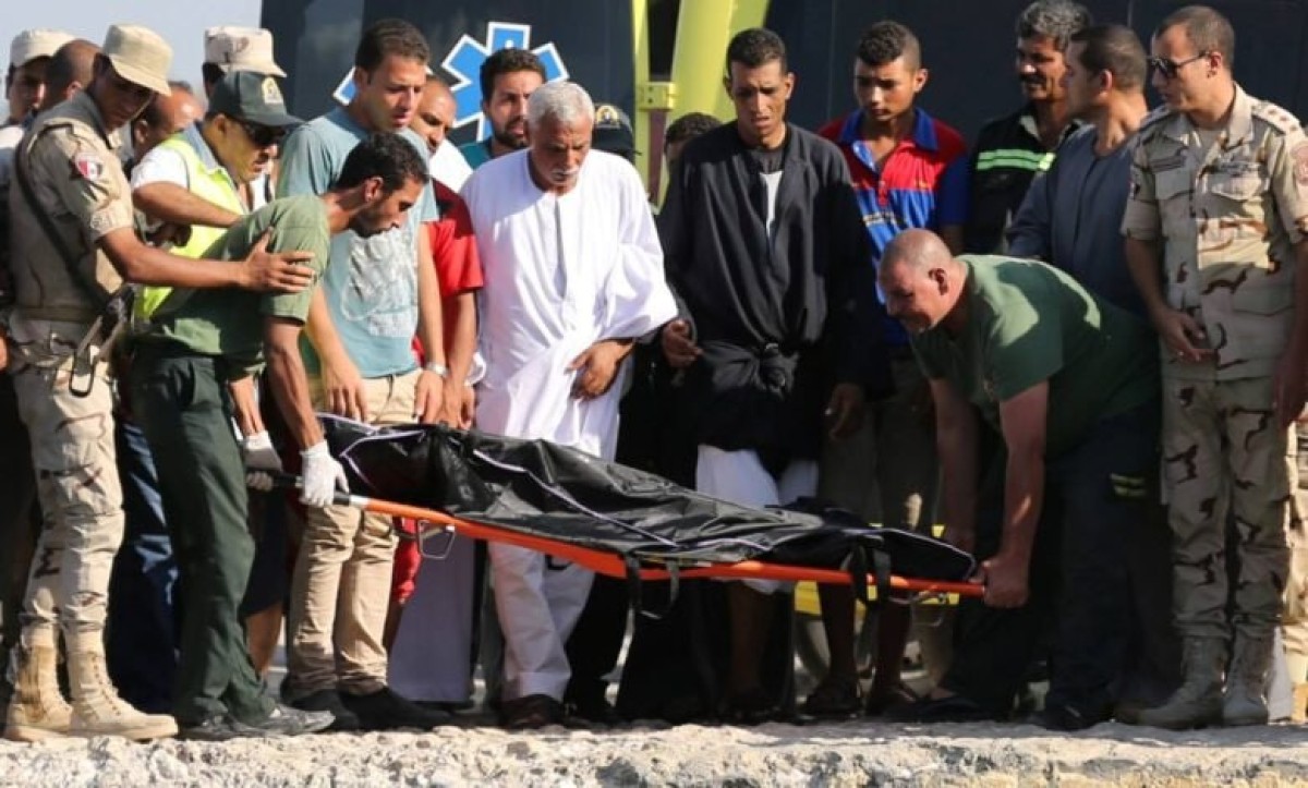 عودة 94 شابا في نعوش من ليبيا ... الهجرة غير الشرعية من مصر سبوبة مالية للسيسي على حساب مستقبل ملايين الفقراء