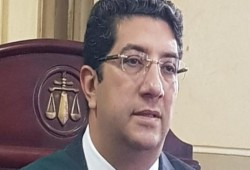 بعد تصريحات المستشار أمير رمزي.. حقوقيون ومواطنون يفتحون النار على أوضاع الحجز بالأقسام