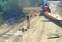 بالفيديو: لحظة استهداف جندي إسرائيلي بمسيّرة مفخخة لحزب الله