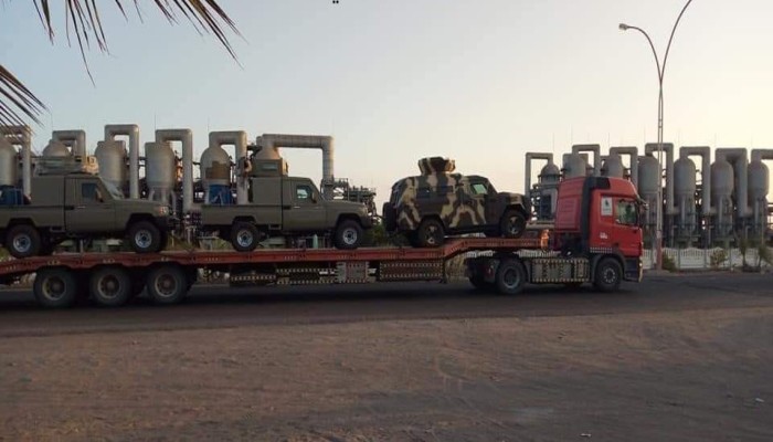 تعزيزات عسكرية سعودية تصل اليمن مع ترتيبات لعودة العليمي وتزايد الاغتيالات
