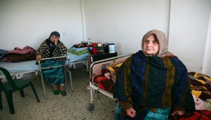 لا يزال حبرًا على ورق منذ عامين.. الحكومة تجمد قانون المسنين وتحرم 10 ملايين من حقوق الرعاية