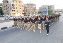 ظهور الصاعقة والمظلات في شوارع القليوبية.. رسائل ردع أم استعراض لإخماد الغضب الشعبي؟