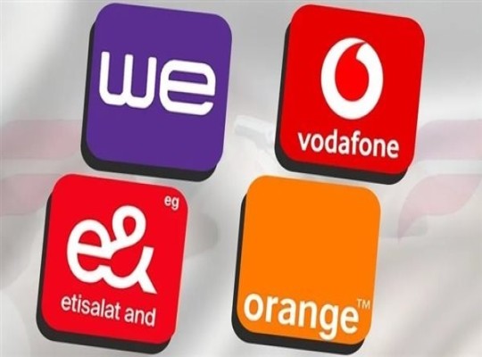 خدمات الإنترنت في مصر.. زيادات متكررة وجودة أقل والمواطن يدفع الثمن
