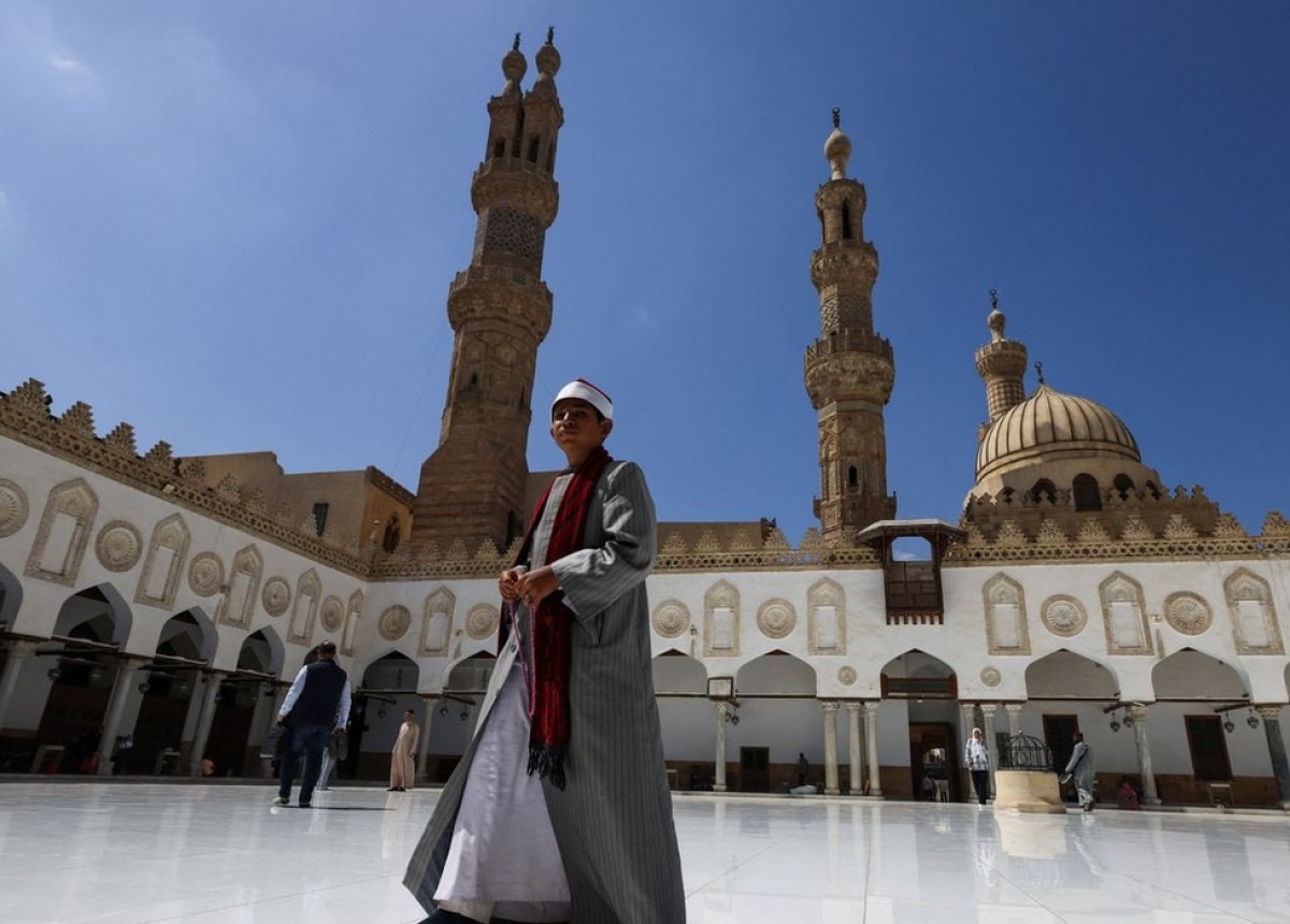 صحيفة بريطانية: السيسي يضغط على الأزهر لتبني موقف خليجي حاد تجاه إيران
