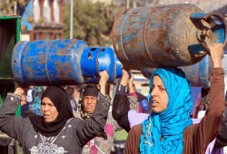 خبراء: لماذا اكتشافات الغاز في مصر لا تخفض الفاتورة ولا تنقذ المواطن؟
