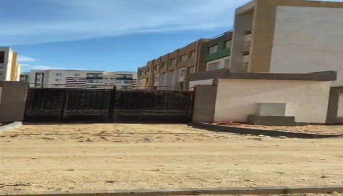استغاثات أهالي حي الكوثر تكشف عدم اهتمام الحكومة بتشغيل مدرسة مكتملة بحدائق أكتوبر