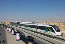 شبح الفشل يطارد المونوريل.. تخفيض التذاكر 50% يفضح عجز الحكومة عن جذب الركاب وإهدار المليارات
