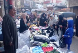 التمويل الاستهلاكي يهدد المصريين.. الحكومة تركت التقسيط يتحول إلى ديون أسرية