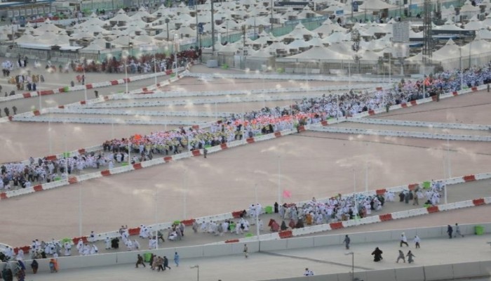 حجاج بيت الله في منى.. يوم التروية يفتح طريق عرفات ومناسك الحج الكبرى