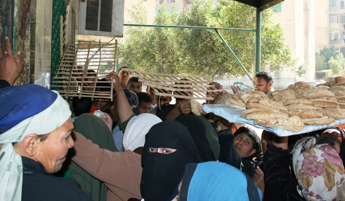 حذف بطاقات التموين يفتح باب غضب جديد على حكومة السيسي مع توسع معايير الاستبعاد