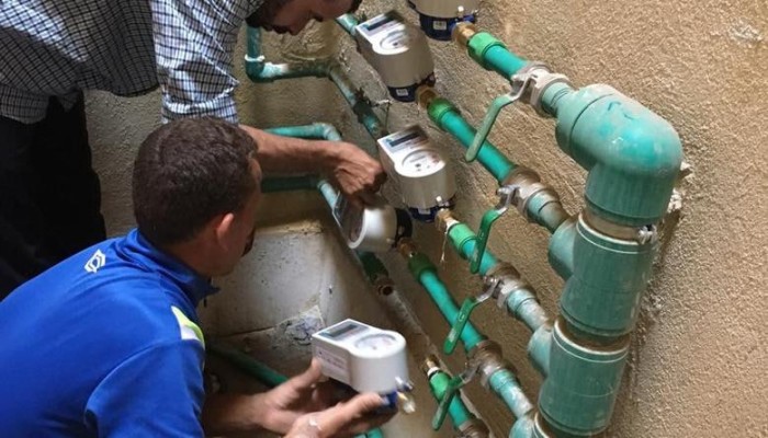 فواتير المياه تشتعل.. الشرائح الجديدة والرسوم الإضافية تضاعف الأعباء على الأسر محدودة الدخل