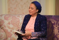 نهاد أبو القمصان في مرمى الغضب.. تسجيل منسوب ونفي بالذكاء الاصطناعي يفتحان ملف النسوية المهمش