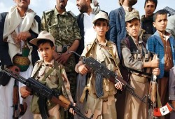 أطفال اليمن بين التجنيد وزواج القاصرات.. 21.5 مليون طفل يواجهون انهيار الحماية والتعليم