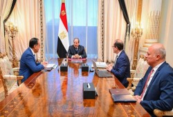 4 مليارات دولار قروض جديدة.. الحكومة تطارد الدولار بسندات تزيد عبء الدين