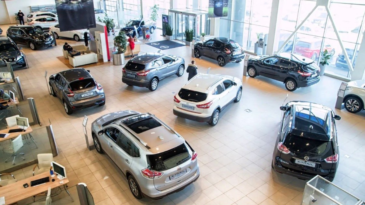 زيادات جديدة تضرب سوق السيارات في مصر.. إكسيد LX تقفز 100 ألف جنيه