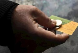 حذف 850 ألف مواطن من التموين يفتح باب الغربلة الصامتة والتظلمات المرهقة وضرب الخبز