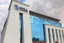 رسالة NTRA تثير ذعر المستخدمين.. والاتصالات تكشف حقيقة رابط واعي.نت