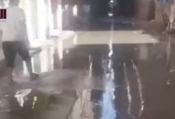 أرض اللواء تغرق في مياه الصرف منذ أكثر من 20 يومًا.. والمحافظة تتجاهل استغاثات الأهالي