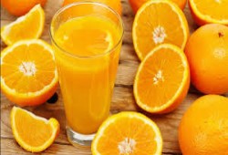 لكبار السن.. فيتامين سي يحمي الدماغ من أعراض الشيخوخة