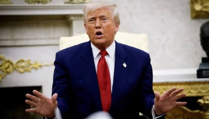 ترامب ينفي تقديم 300 مليار دولار لإيران