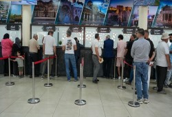 من مخيمات اللجوء إلى ركام الوطن.. السوريون أمام عودة محفوفة بالخطر وصعوبات المعيشة