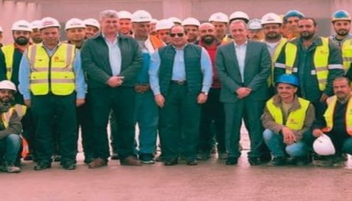 القطاع العام  المصري ينكمش 30%.. دولة تهدم المصانع وتبني مدناً للأغنياء