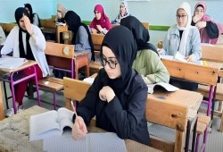 التعليم تسقط الطلاب في الدين بـ70%.. أعمال السنة تتحول لابتزاز وقرارات الوزارة تحبط أولياء الأمور