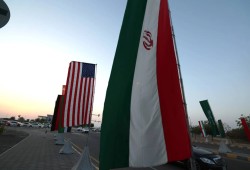 أمريكا تعرض على إيران الذرة وفول الصويا مقابل المليارات المجمدة