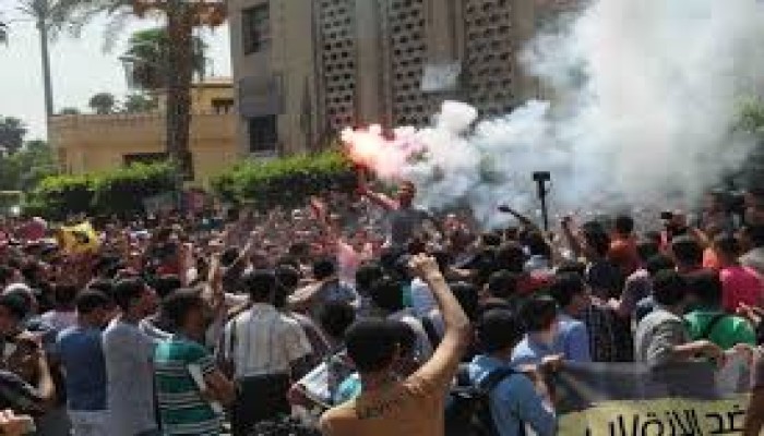 جامعات بلا حراك.. كيف أصبحت السياسة تهمة يتحاشاها الطلاب خوفًا من التنكيل؟