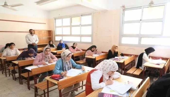 تنسيق الكليات بين فوضى الثانوية العامة والبكالوريا.. نظامان ومجموعان ومسارات متضاربة تهدد عدالة دخول الجامعات