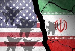 أمريكا وإيران تستأنفان المفاوضات رغم الضربات العسكرية المتبادلة بينهما