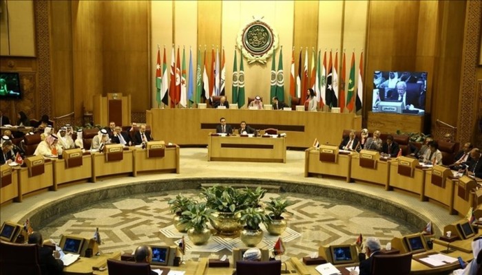 لماذا تحتفظ مصر بقيادة الجامعة العربية رغم غياب أي نص يلزم بذلك؟