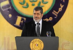 أحمد موسى يُزوّر التاريخ على الهواء بالطعن في شرعية الرئيس مرسي.. ماذ قال؟