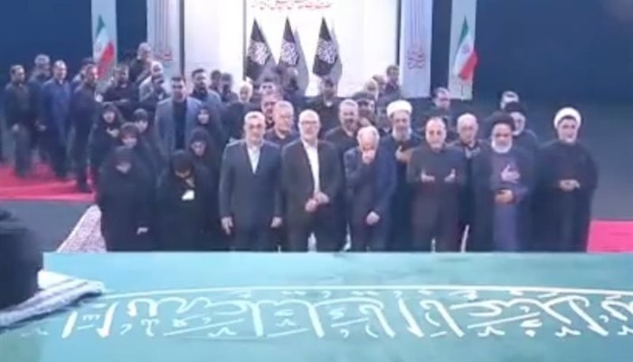 ستة أيام لوداع خامنئي.. إيران تبدأ تشييع مرشدها الراحل بحشود شعبية ووفود من السعودية وباكستان وروسيا والصين