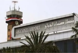 طائرة إيرانية تهبط في صنعاء وتتحدى الرياض.. هل تعيد طهران فتح جسر السلاح إلى الحوثيين؟