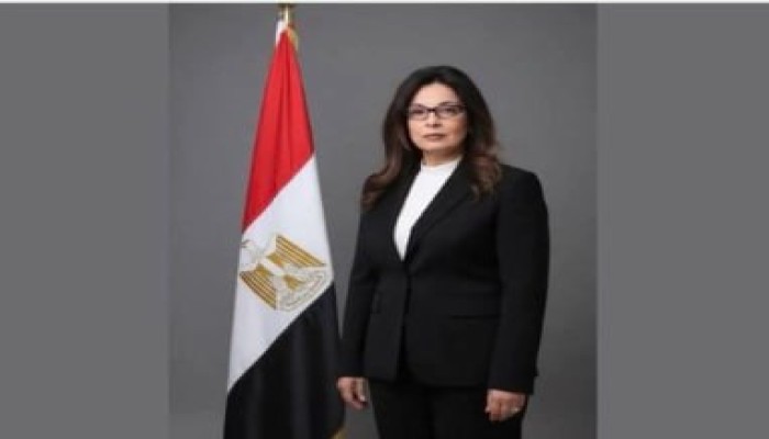 «سرقة كتاب» تضع وزيرة الثقافة في قلب العاصفة.. نشطاء وحقوقيون يطالبون بإقالتها بعد الحكم النهائي