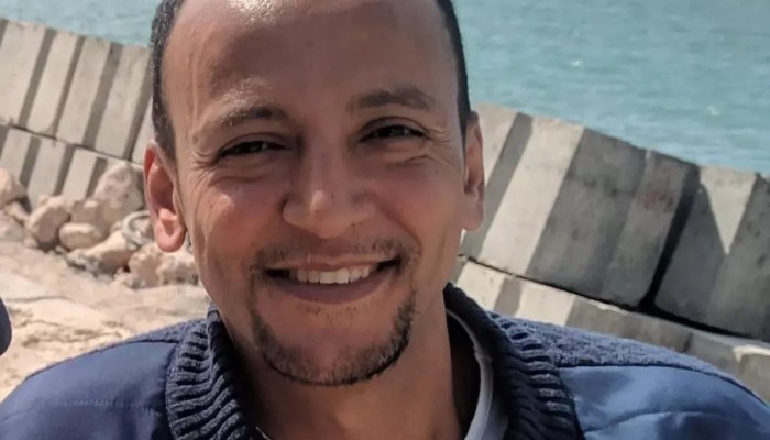 مطالبات عاجلة بإنقاذ القيادي العمالي "شادي محمد" بعد تدهور حالته الصحية في سجن برج العرب