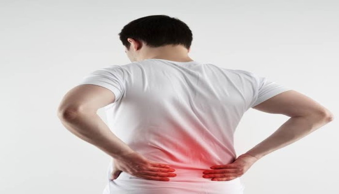 طفرة كبيرة.. دواء جديد لعلاج آلام الظهر المزمنة بشكل جذري