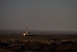 طهران تضرب القواعد الأمريكية بالبحرين والكويت... وقطر تستنفر
