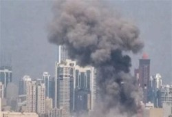 واشنطن تضرب 140 هدفًا داخل إيران.. وطهران ترد باستهداف قطر والإمارات والبحرين والكويت والأردن وعُمان (فيديو)