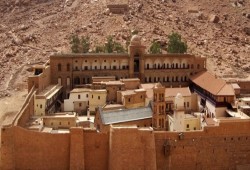 مدى مصر || اتفاق جديد بشأن دير سانت كاترين يعزز سيطرة الدولة على أراضيه
