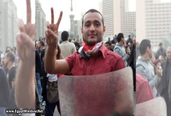 تأييد حبس "أحمد دومة" عامًا مع الشغل بعد رفض الاستئناف