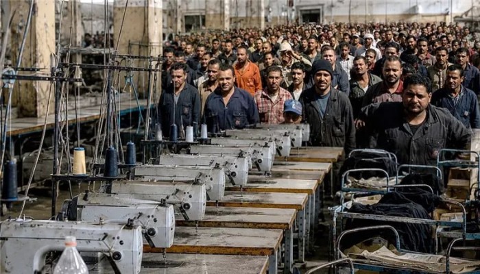 الإضراب الثامن يهز وبريات سمنود بعد منع العاملات وتجزئة الأجور ووقف العلاج